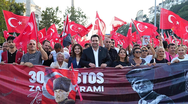 BEŞİKTAŞ BELEDİYESİ 30 AĞUSTOS’U ‘ZAFER YÜRÜYÜŞÜ’ İLE KUTLADI!
