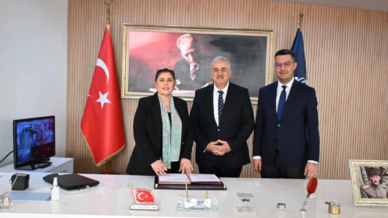 CHP'den AKP'ye geçmişti: Çerçioğlu, Bakanlık ile protokol imzaladı