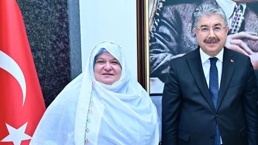 Mihalgazi Belediye Başkanı Zeynep Güneş’in Kıyafetini Hedef Alan Mehmet Emin Korkmaz İYİ Parti'den İhraç Edildi