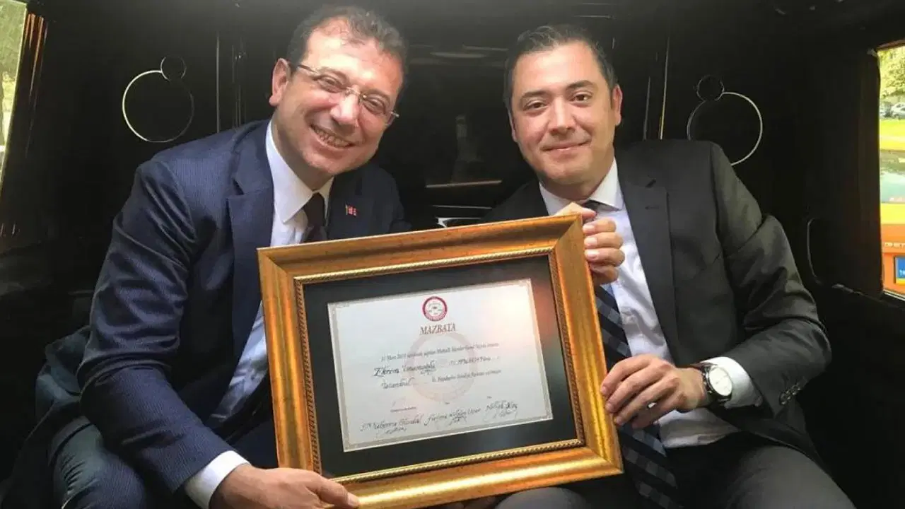 CHP'li olmayan Murat Ongun CHP'den istifa etti: 'Kendi onurum adına istifa ediyorum'